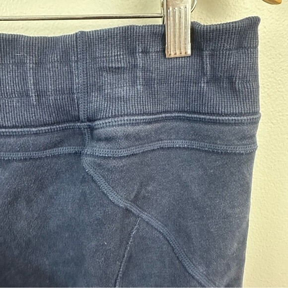 Lululemon Navy Athletic Pants - Picture 15 of 16